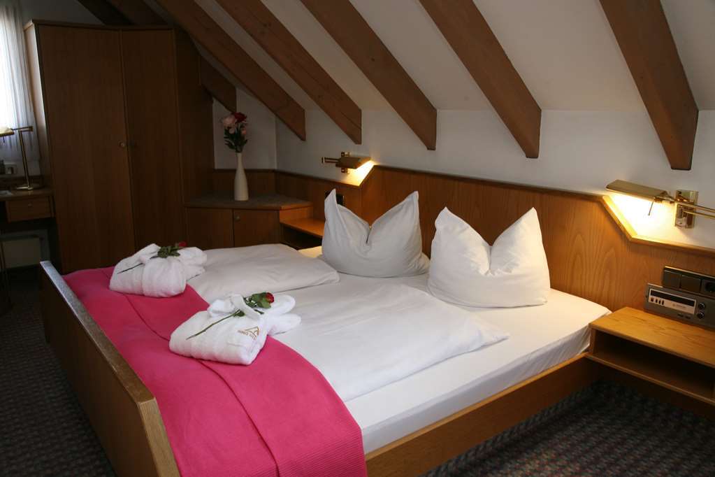 Hotel Mohren Ochsenhausen ห้อง รูปภาพ